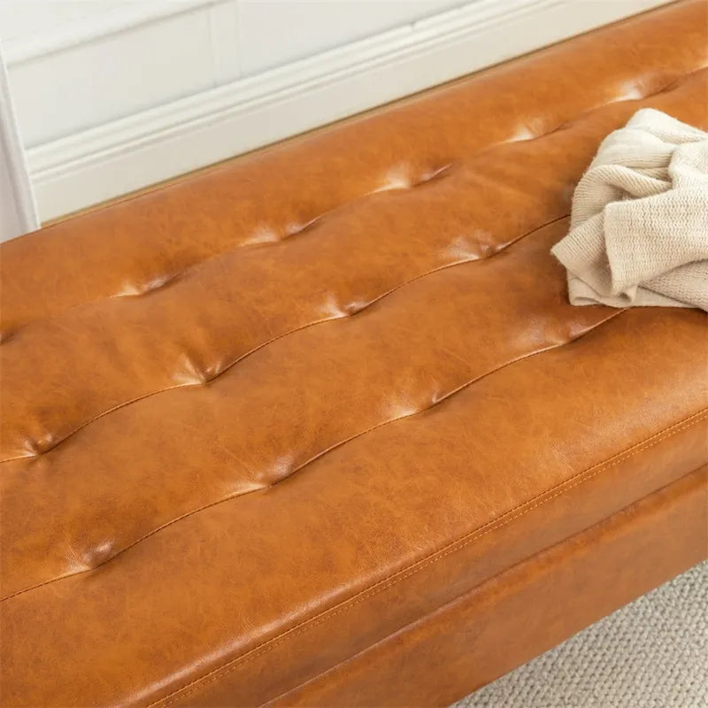 Banco de almacenamiento para el pie de cama y el final de la cama — Asiento tapizado con almacenamiento oculto