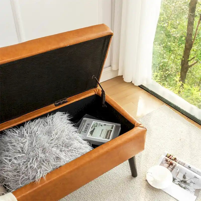 Banco de almacenamiento para el pie de cama y el final de la cama — Asiento tapizado con almacenamiento oculto
