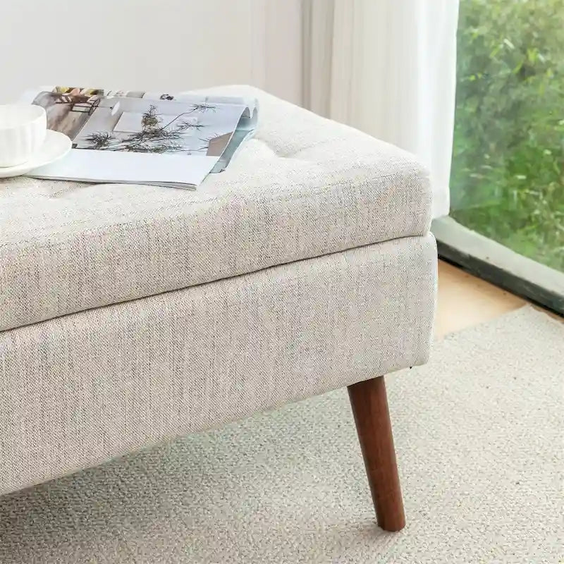 Banco de almacenamiento para el pie de cama y el final de la cama — Asiento tapizado con almacenamiento oculto